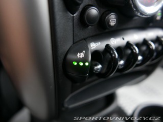 Mini Countryman 1,6i ALL4 90kW Navi 2013