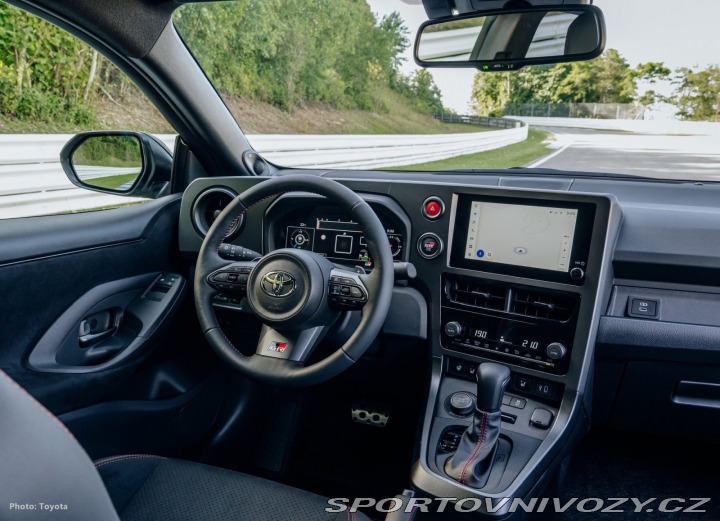 Toyota Yaris GR 280ps VIP - REZERVACE 2024