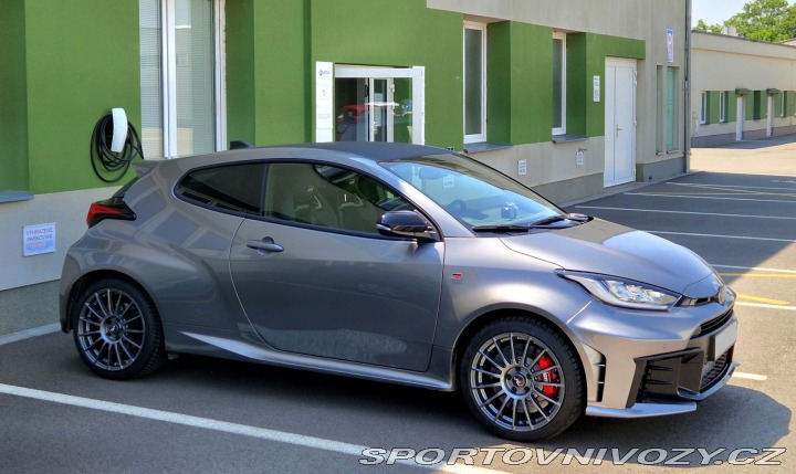 Toyota Yaris GR 280ps VIP - REZERVACE 2024