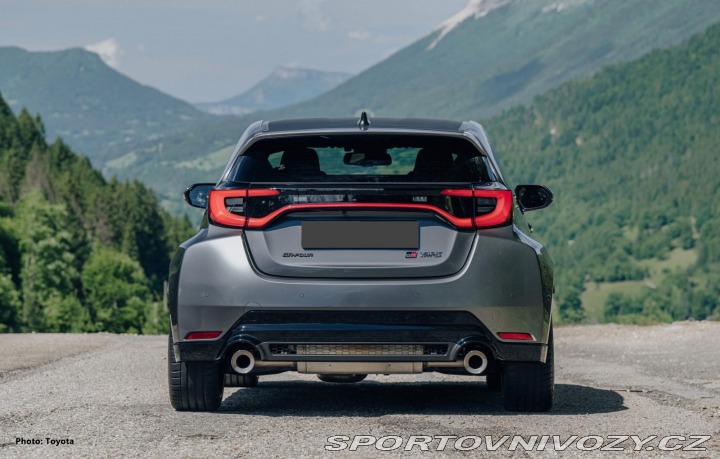Toyota Yaris GR 280ps VIP - REZERVACE 2024