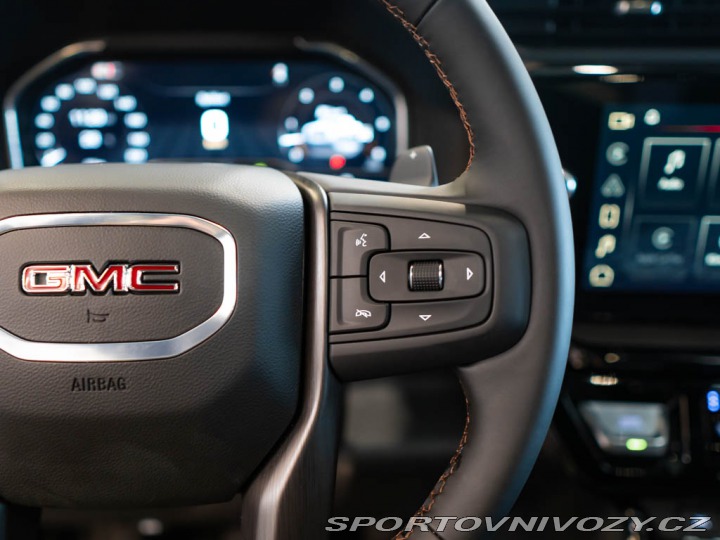 Ostatní značky Ostatní modely GMC Sierra 6.2 V8 AT4 2 továrn 2025