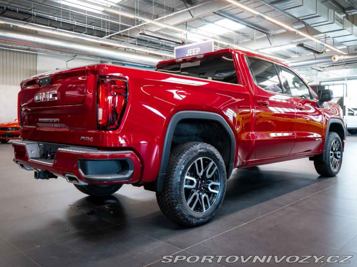 Ostatní značky Ostatní modely GMC Sierra 6.2 V8 AT4 2 továrn 2025