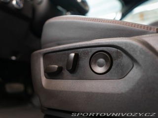 Ostatní značky Ostatní modely GMC Sierra 6.2 V8 AT4 2 továrn 2025