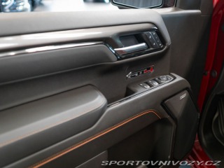 Ostatní značky Ostatní modely GMC Sierra 6.2 V8 AT4 2 továrn 2025