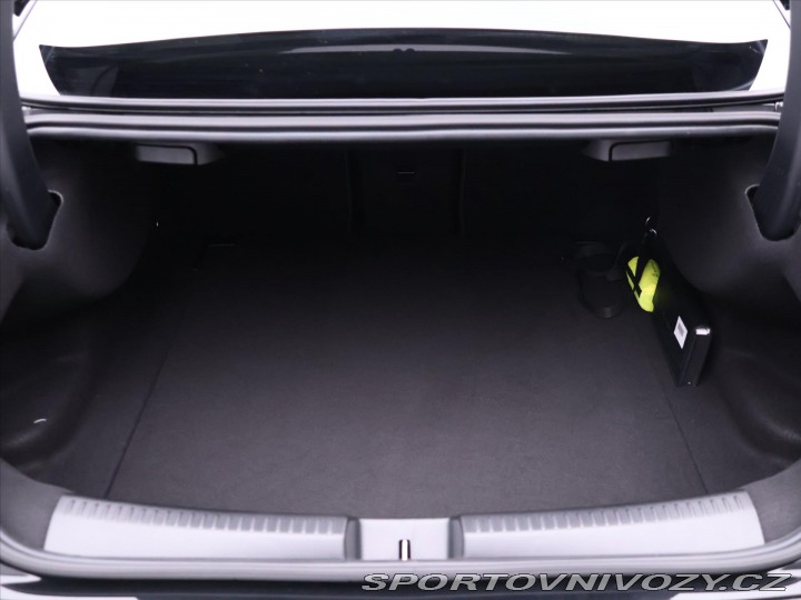 Mercedes-Benz CLA 1,4 200 AMG Premium 2025