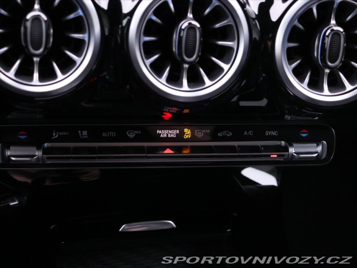 Mercedes-Benz CLA 1,4 200 AMG Premium 2025