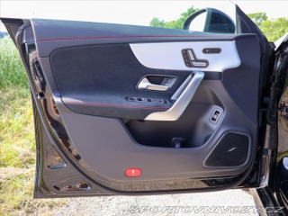 Mercedes-Benz CLA 1,4 200 AMG Premium 2025