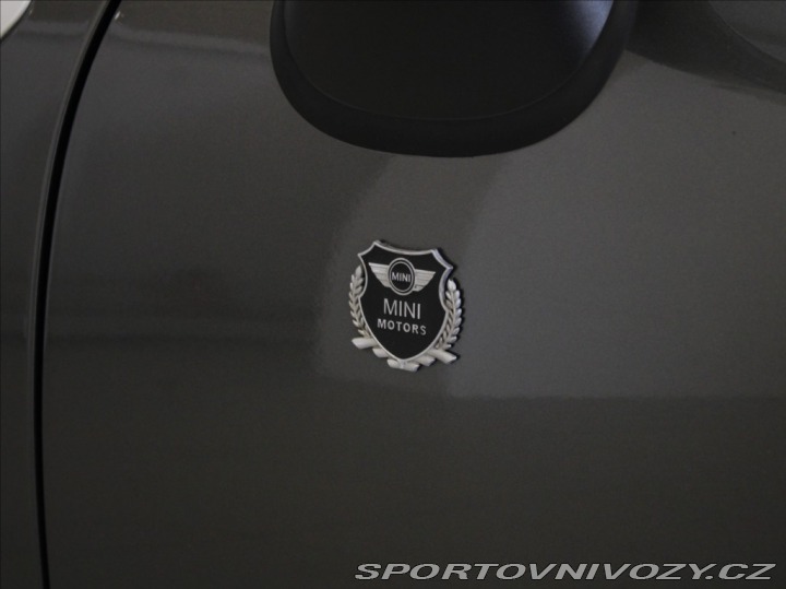 Mini Countryman 1,6 i MT Panorama Kůže 16 2012
