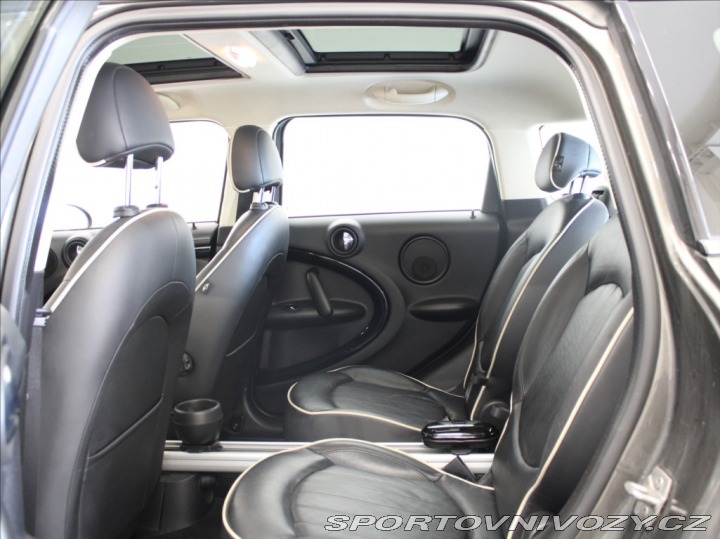 Mini Countryman 1,6 i MT Panorama Kůže 16 2012
