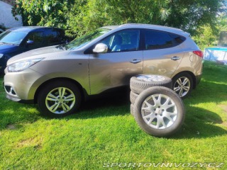 Hyundai Ostatní modely ix35 2,0   crdi 135kw 4wd 2011