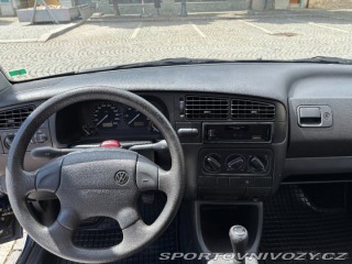 Volkswagen Golf 1,6 Výjimečný stav, YOU 1997