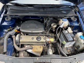 Volkswagen Golf 1,6 Výjimečný stav, YOU 1997