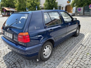 Volkswagen Golf 1,6 Výjimečný stav, YOU 1997