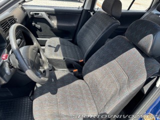 Volkswagen Golf 1,6 Výjimečný stav, YOU 1997