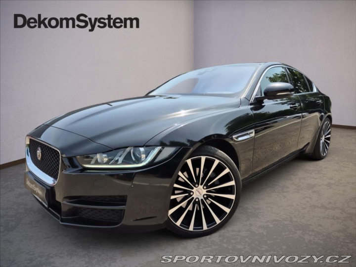 Jaguar XE 2,0 20D PORTFOLIO 2015