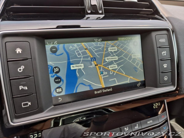 Jaguar XE 2,0 20D PORTFOLIO 2015