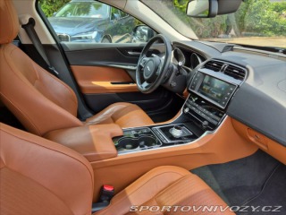Jaguar XE 2,0 20D PORTFOLIO 2015