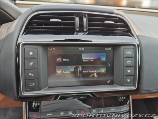 Jaguar XE 2,0 20D PORTFOLIO 2015