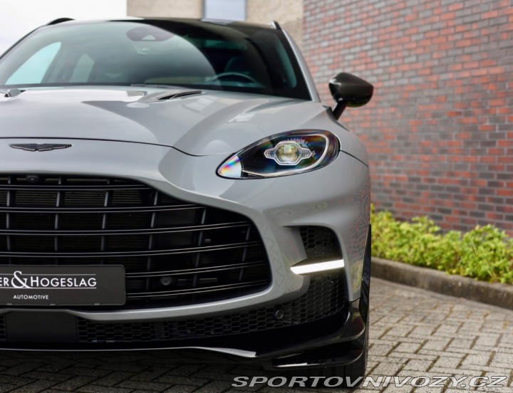 Aston Martin DBX 4.0 V8 707PS | China Gre 2023