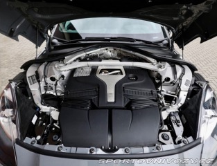 Aston Martin DBX 4.0 V8 707PS | China Gre 2023