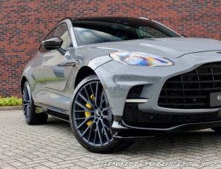 Aston Martin DBX 4.0 V8 707PS | China Gre 2023