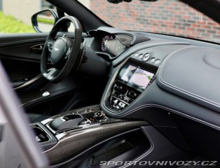 Aston Martin DBX 4.0 V8 707PS | China Gre 2023