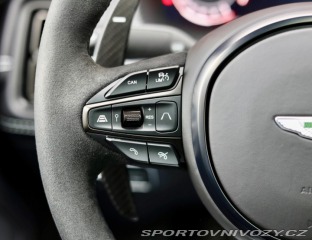 Aston Martin DBX 4.0 V8 707PS | China Gre 2023