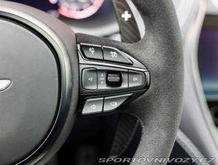 Aston Martin DBX 4.0 V8 707PS | China Gre 2023