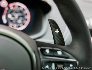 Aston Martin DBX 4.0 V8 707PS | China Gre 2023