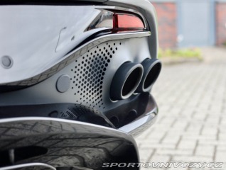 Aston Martin DBX 4.0 V8 707PS | China Gre 2023