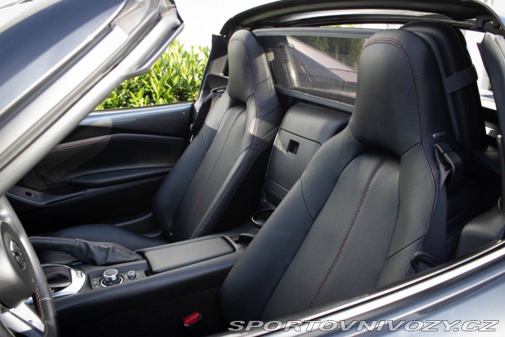 Mazda MX-5 / AJ NA SPLÁTKY / 2019