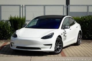 Tesla Model 3 /AJ NA SPLÁTKY /