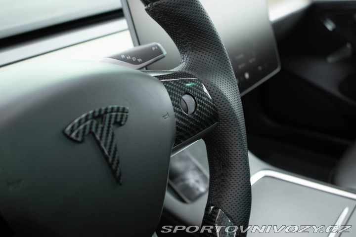 Tesla Model 3 /AJ NA SPLÁTKY / 2022