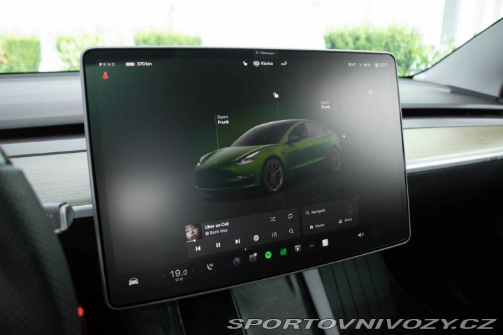 Tesla Model 3 /AJ NA SPLÁTKY / 2022