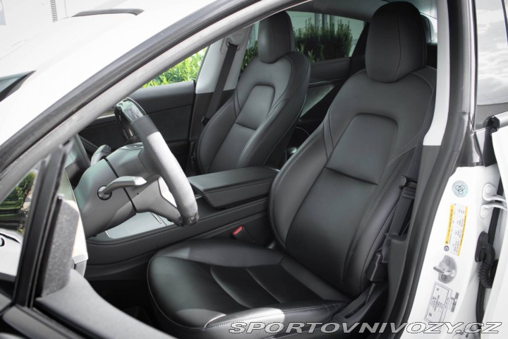 Tesla Model 3 /AJ NA SPLÁTKY / 2022