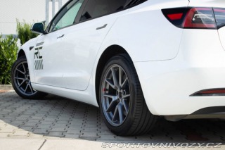 Tesla Model 3 /AJ NA SPLÁTKY / 2022