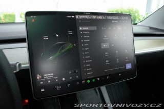 Tesla Model 3 /AJ NA SPLÁTKY / 2022
