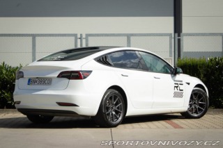 Tesla Model 3 /AJ NA SPLÁTKY / 2022