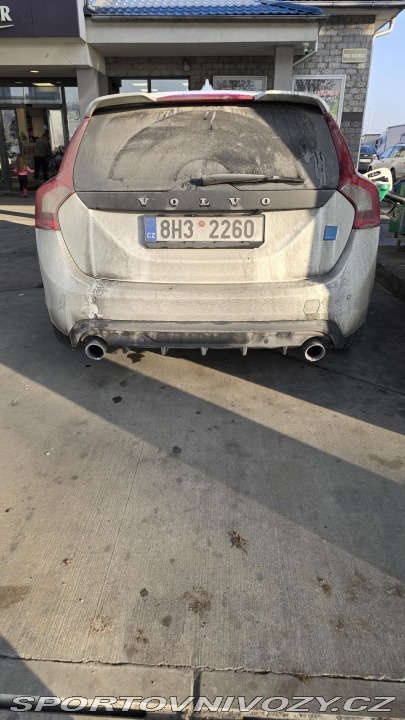 Volvo V60 2017