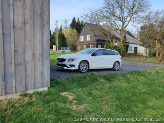 Volvo V60 2017