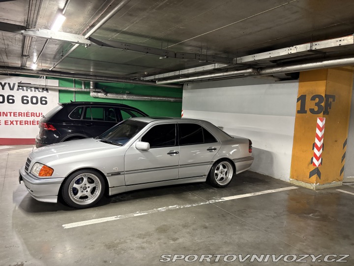 Mercedes-Benz C w202 2000