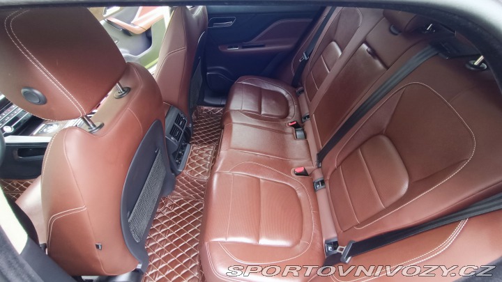 Jaguar F-Pace S 30d, původ ČR, 300ps, 2019