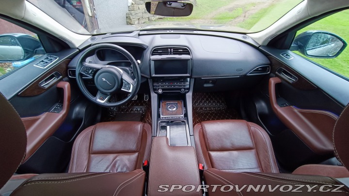 Jaguar F-Pace S 30d, původ ČR, 300ps, 2019