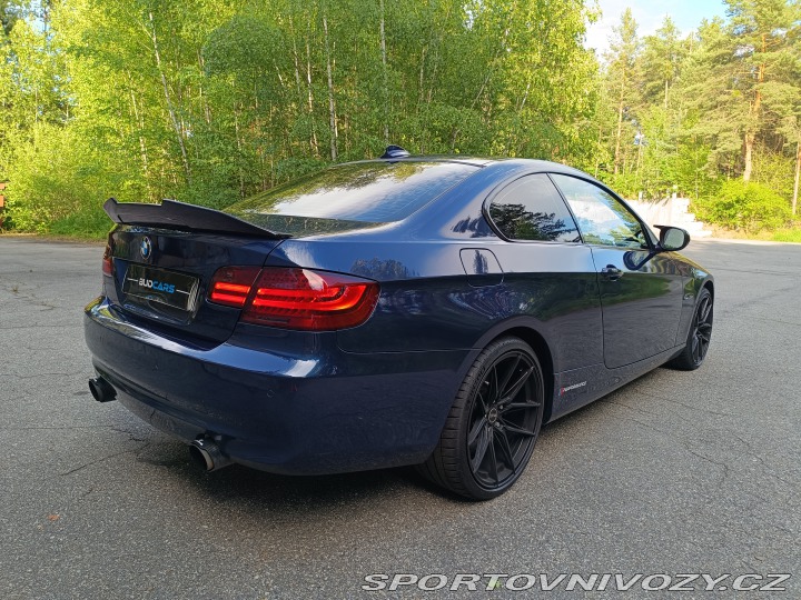 BMW 3 335 xi Coupe Facelift 2011