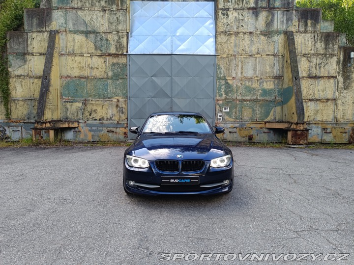 BMW 3 335 xi Coupe Facelift 2011