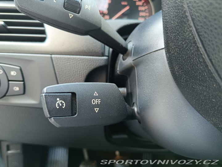 BMW 3 335 xi Coupe Facelift 2011