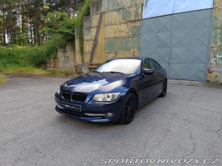 BMW 3 335 xi Coupe Facelift 2011