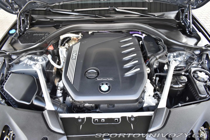 BMW 5 530d xD REZERVACE 2023