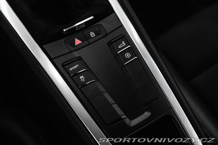 Porsche Cayman 718, Alcantara, CarPlay, 2022
