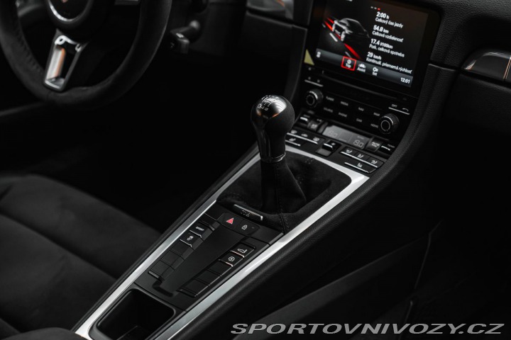 Porsche Cayman 718, Alcantara, CarPlay, 2022
